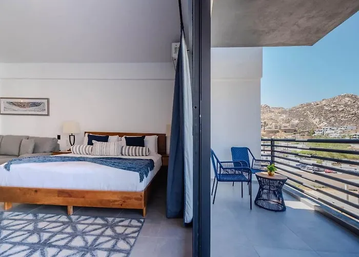 Apartamento New Listing • Prime Location • Cozy & Modern Cabo San Lucas